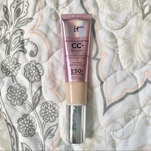 CC+ CREAM ILLUMINATION
WITH SPF 50+